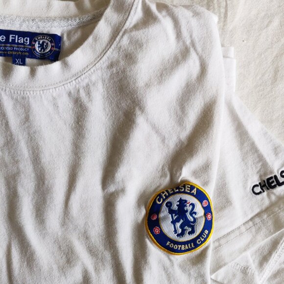 Chelsea Football Club Soccer Licensed T-Shirt. - Picture 1 of 6